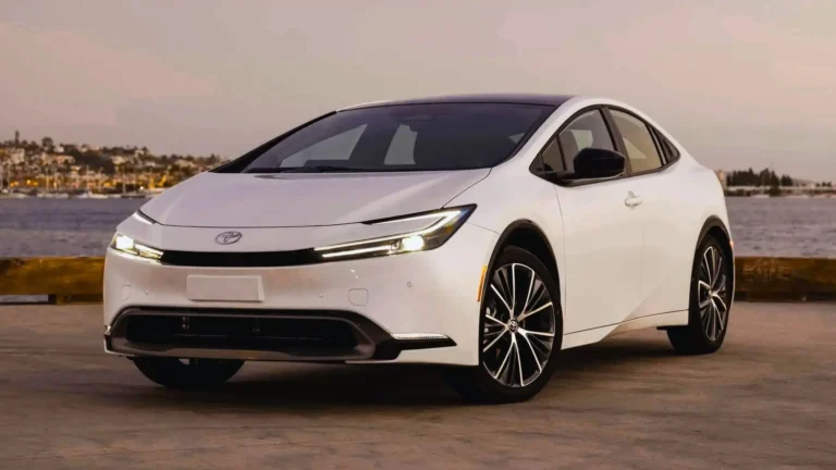 2024 Toyota Prius