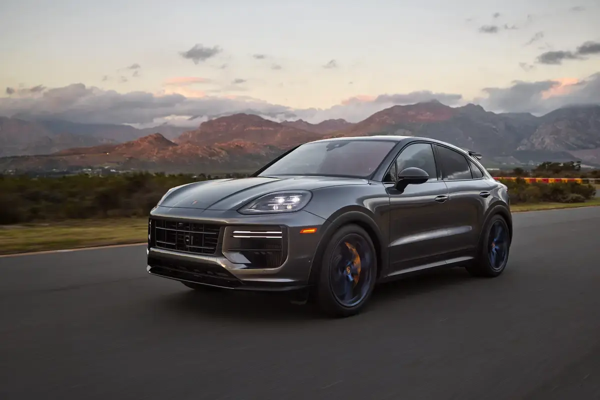 2024 Porsche Cayenne