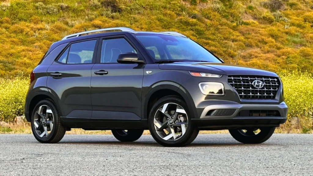2024 Hyundai Venue sleek design 