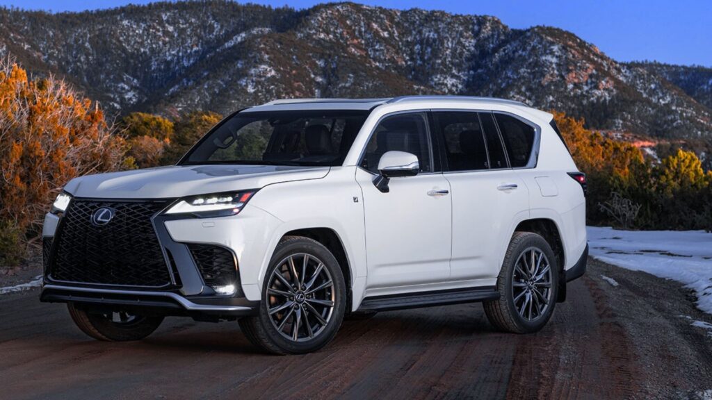 Lexus LX 600 luxury SUV exterior design