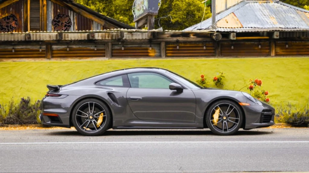 Side profile of 2024 Porsche 911 aerodynamic body