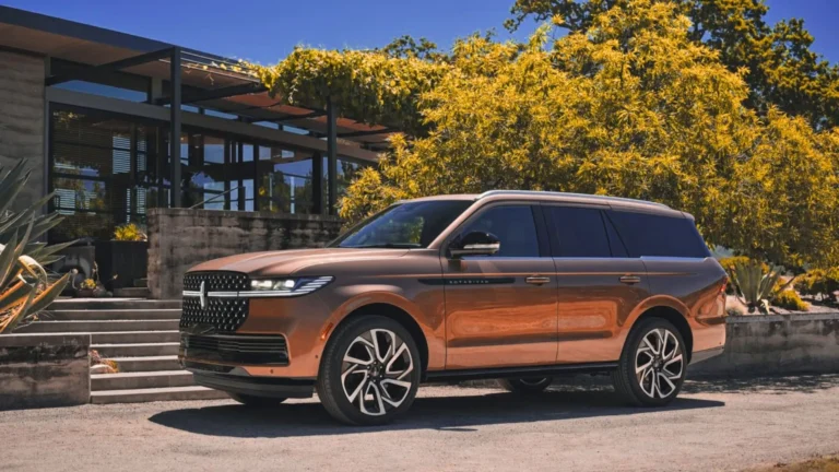 2025 Lincoln Navigator