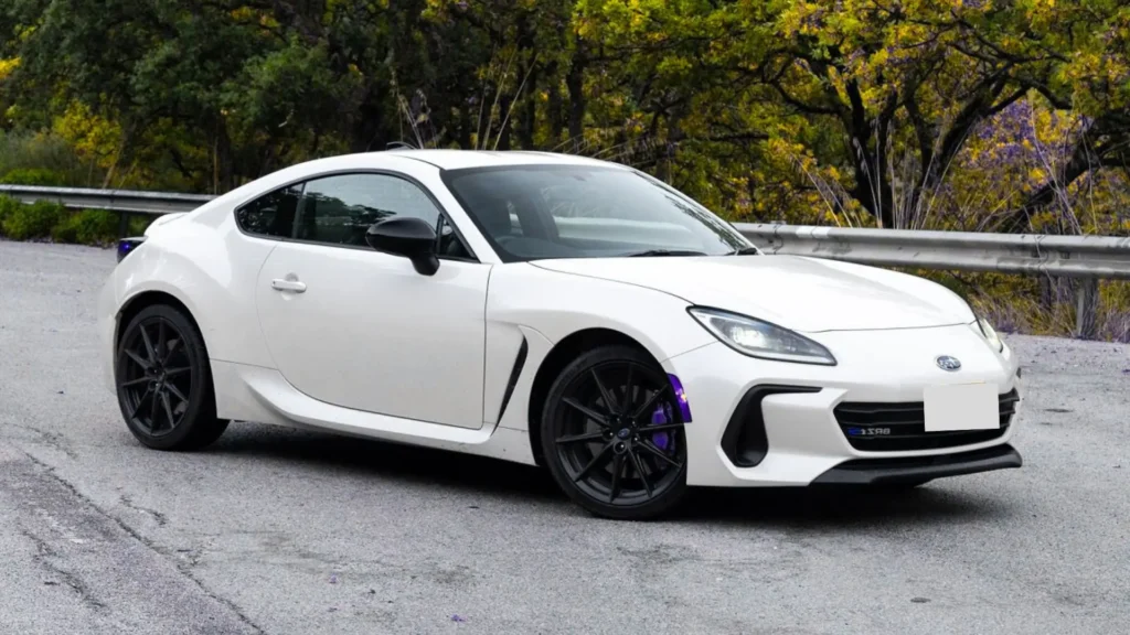2024 Subaru BRZ sleek sports car exterior design