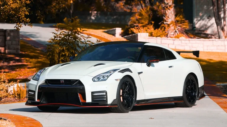 2024 Nissan GT-R NISMO