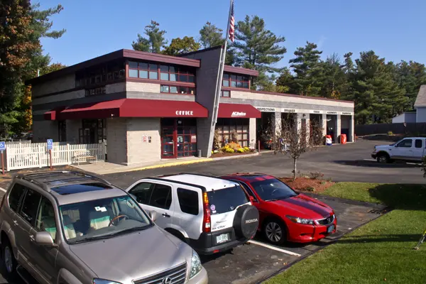 Gurney's Automotive: Independent Shop That Outperforms Big Chains